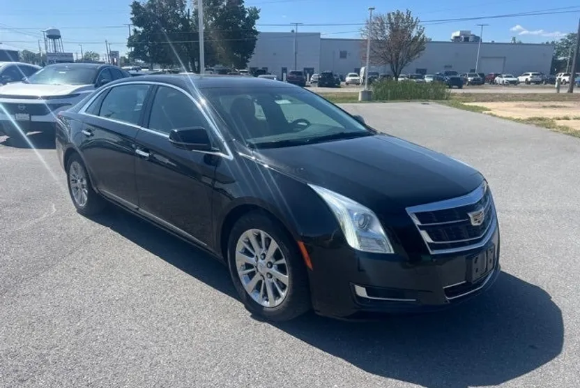 2016 Cadillac XTS photo 1