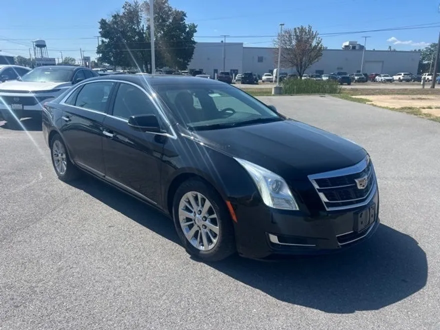 2016 Cadillac XTS photo 1