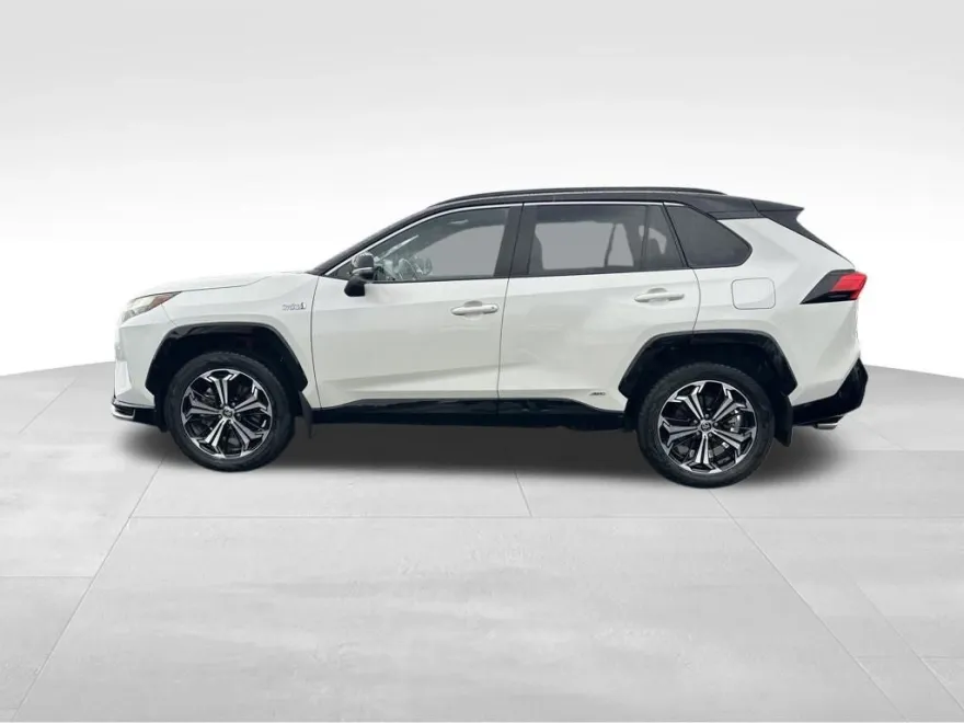 2022 Toyota RAV4 Prime XSE Premium photo 1