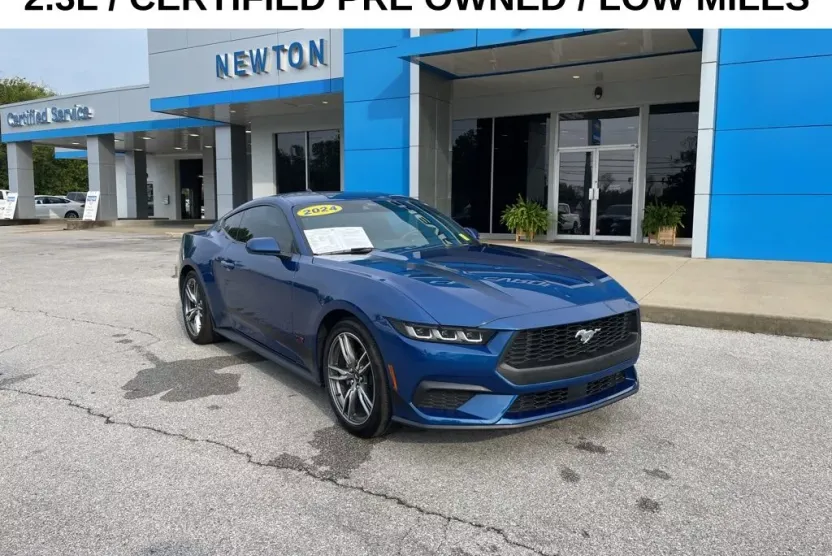 2024 Ford Mustang EcoBoost photo 1