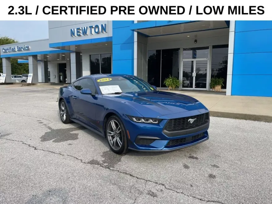 2024 Ford Mustang EcoBoost photo 1