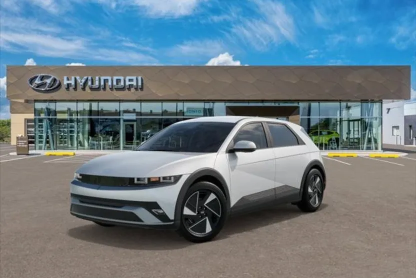 2025 Hyundai Ioniq 5 SE photo 1