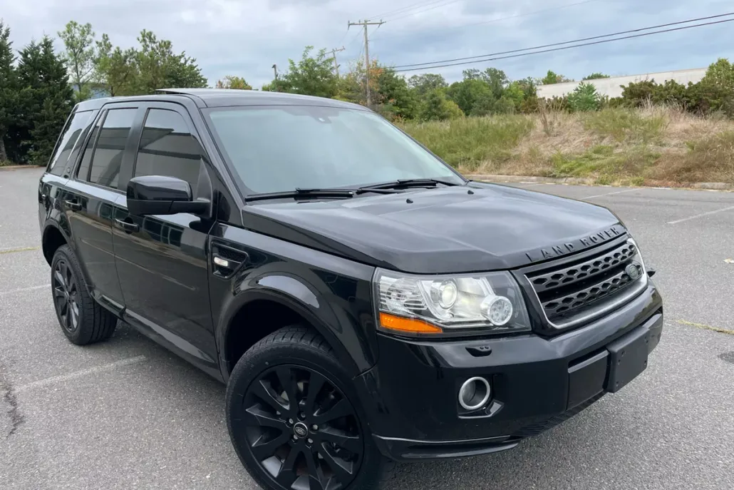 2015 Land Rover LR2 HSE photo 1