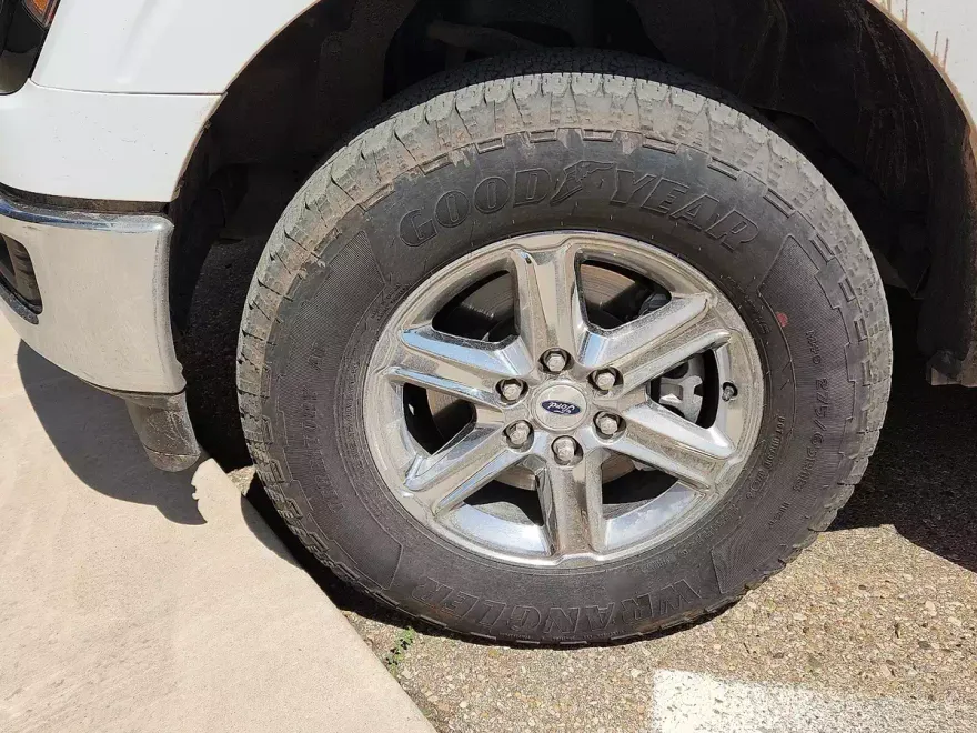2024 Ford F-150 XLT photo 1
