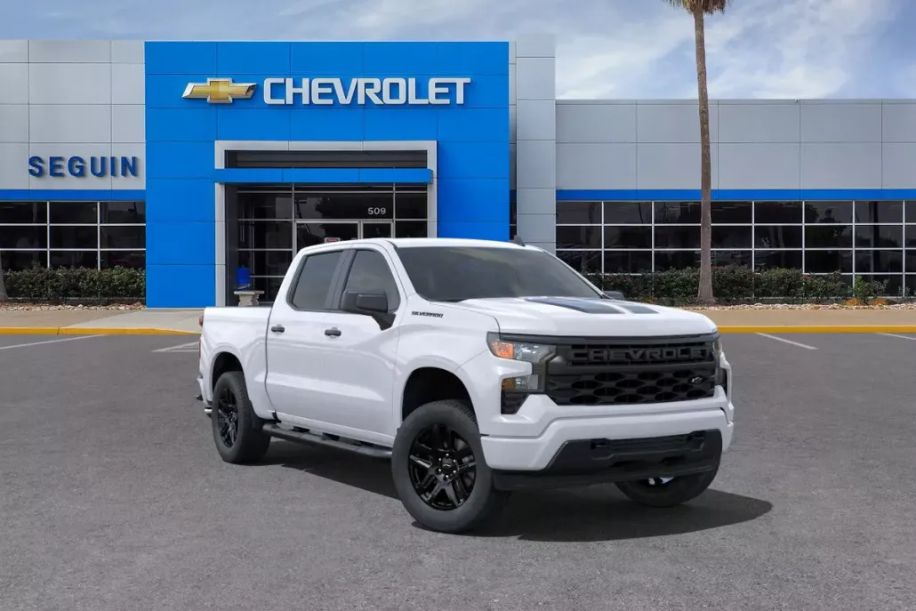 2025 Chevrolet Silverado 1500 Custom photo 1