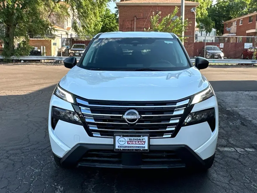 2025 Nissan Rogue S photo 1