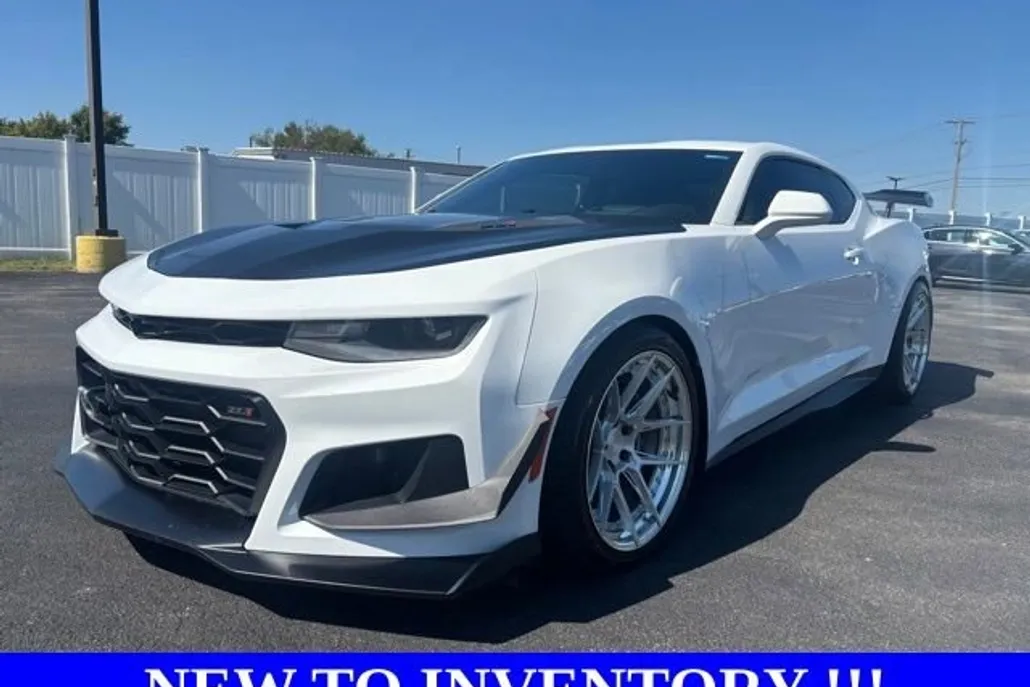 2019 Chevrolet Camaro ZL1 photo 1