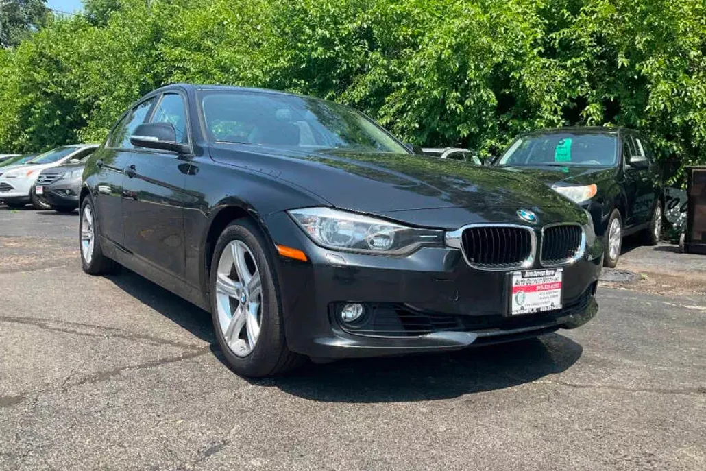 2012 Bmw 328i 3-series photo 1