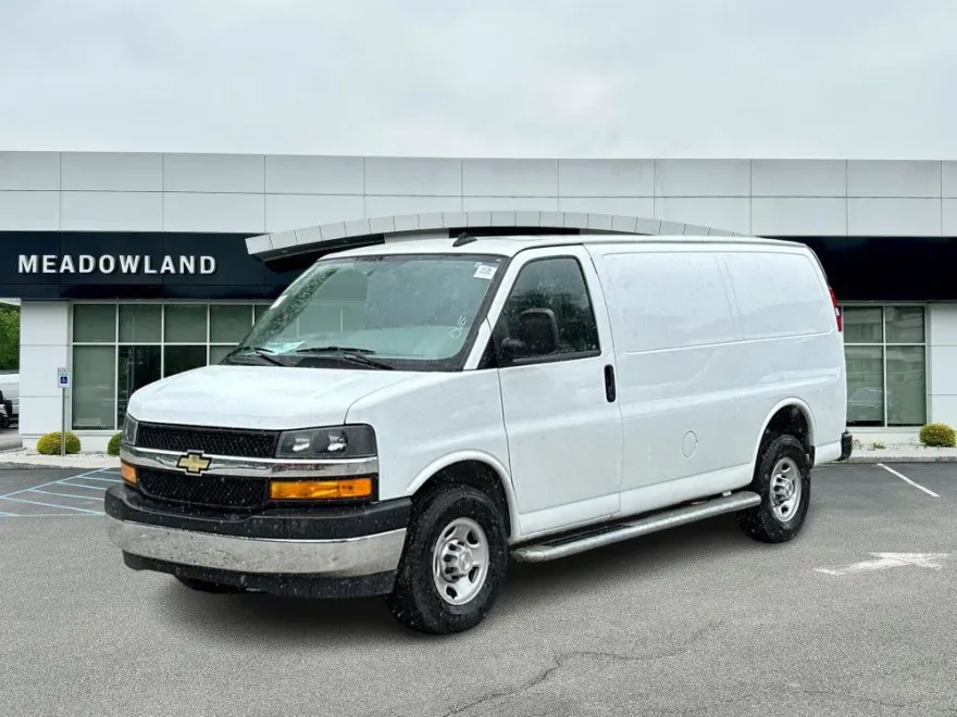 2023 Chevrolet Express Cargo Van 2500 photo 1