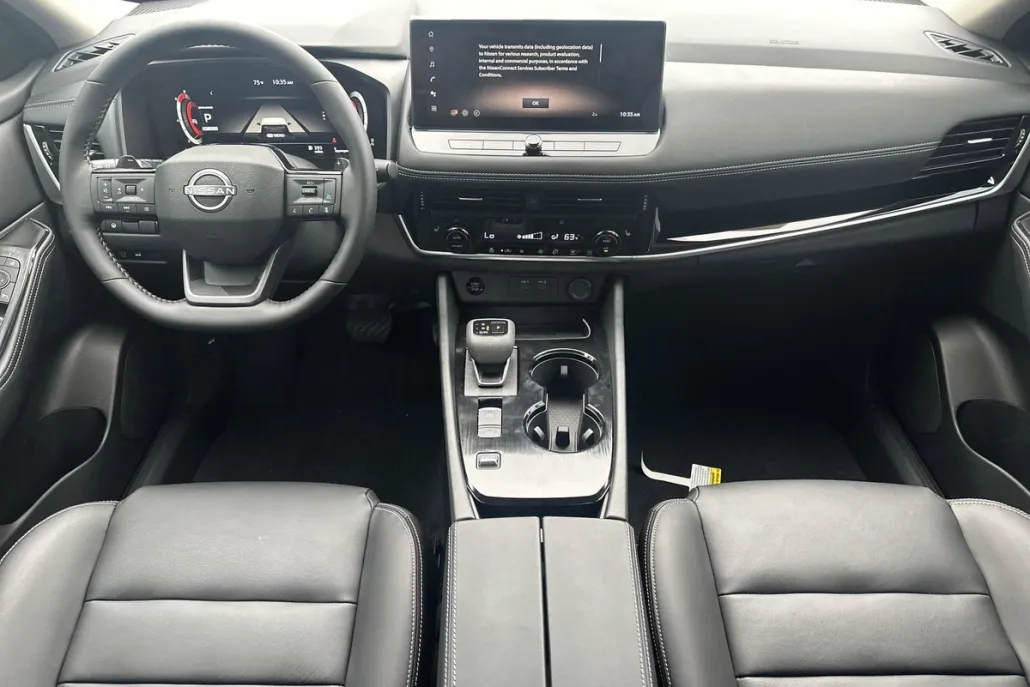 2025 Nissan Rogue SL photo 1