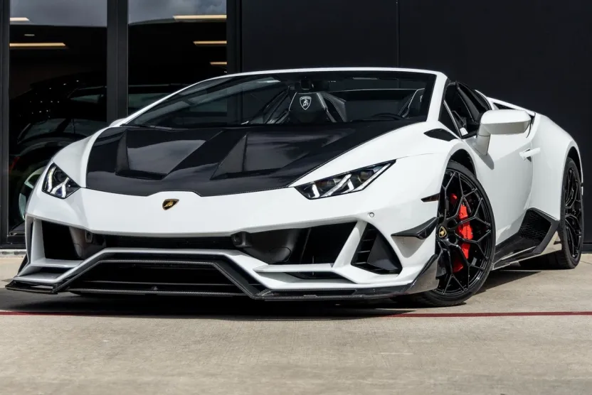 2024 Lamborghini Huracan Evo Base photo 1