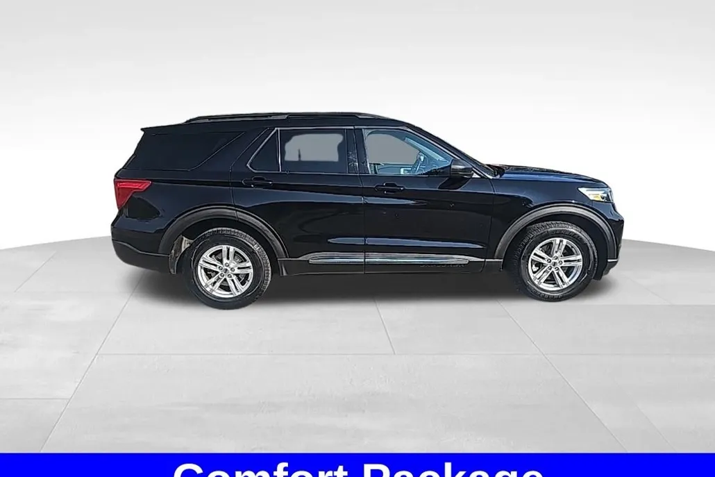 2020 Ford Explorer XLT photo 1