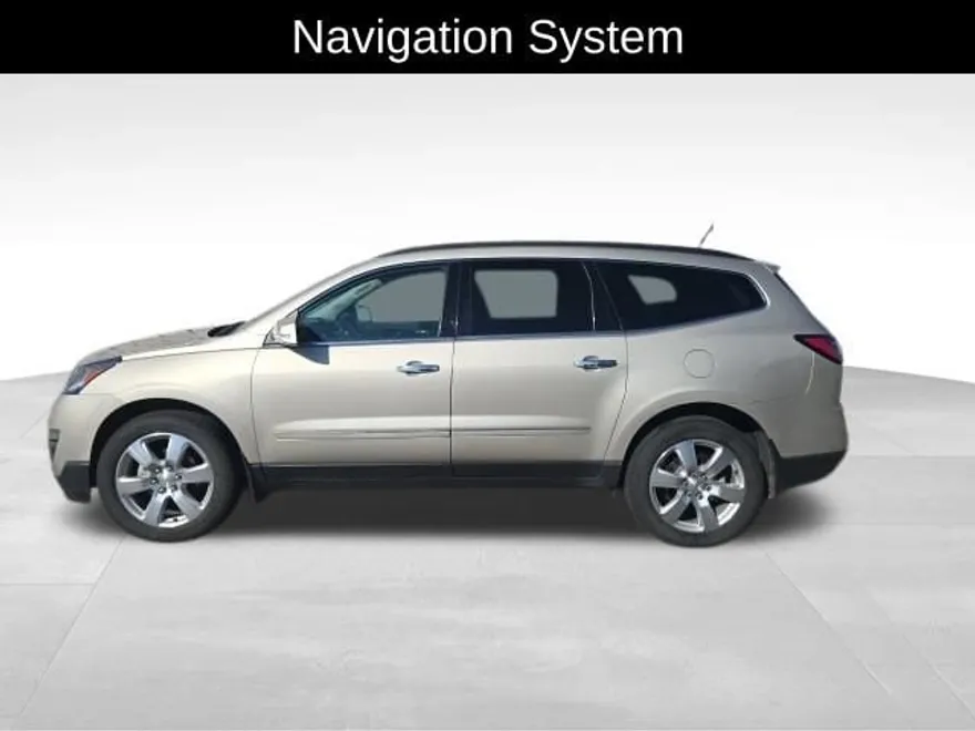 2017 Chevrolet Traverse Premier photo 1