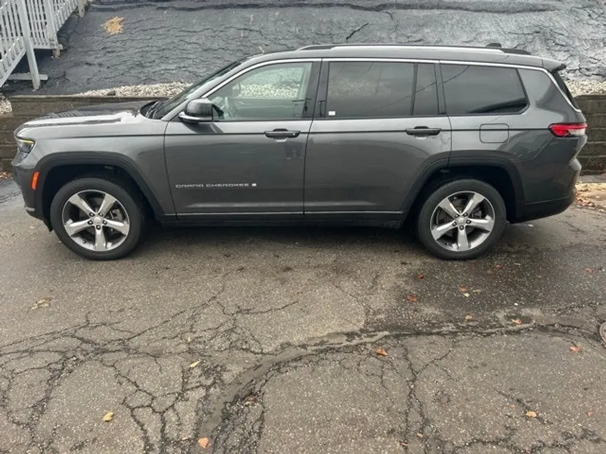 2021 Jeep Grand Cherokee Limited photo 1