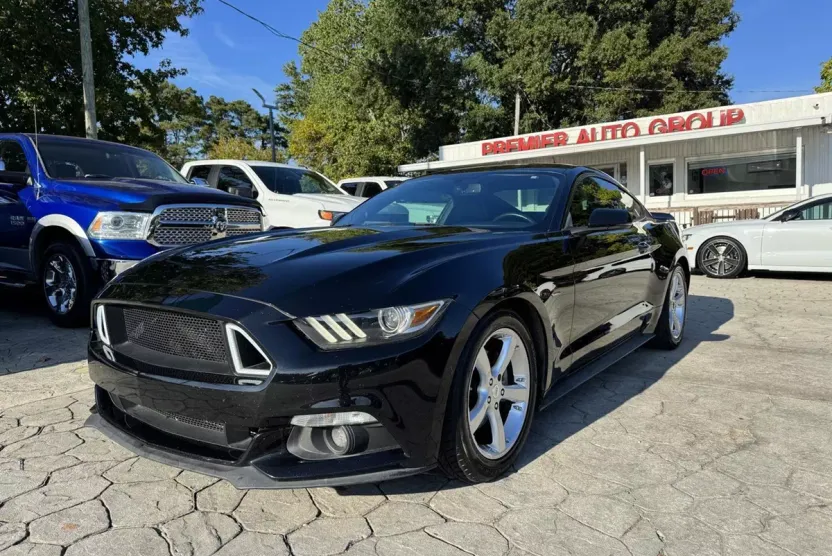 2016 Ford Mustang EcoBoost Premium photo 1