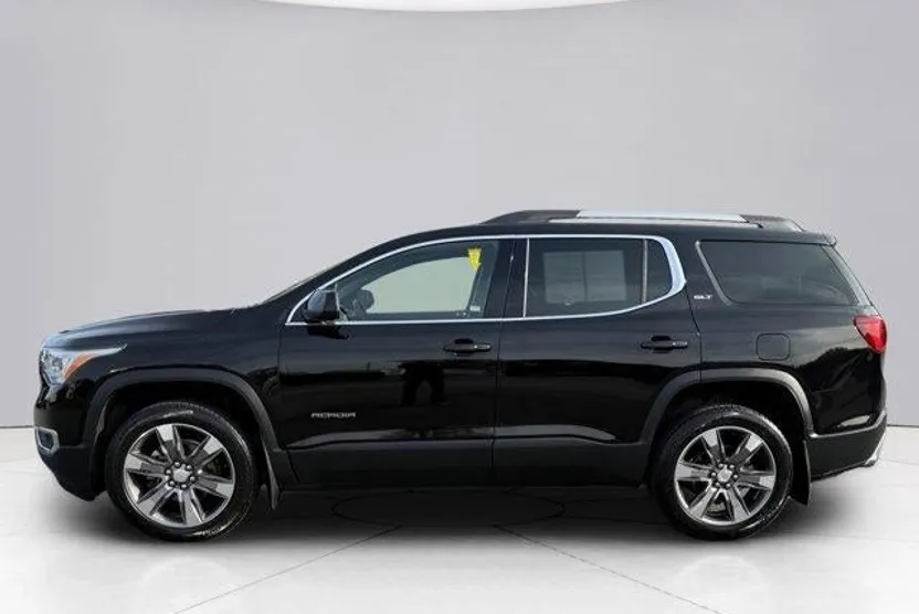 2019 Gmc Acadia SLT photo 1
