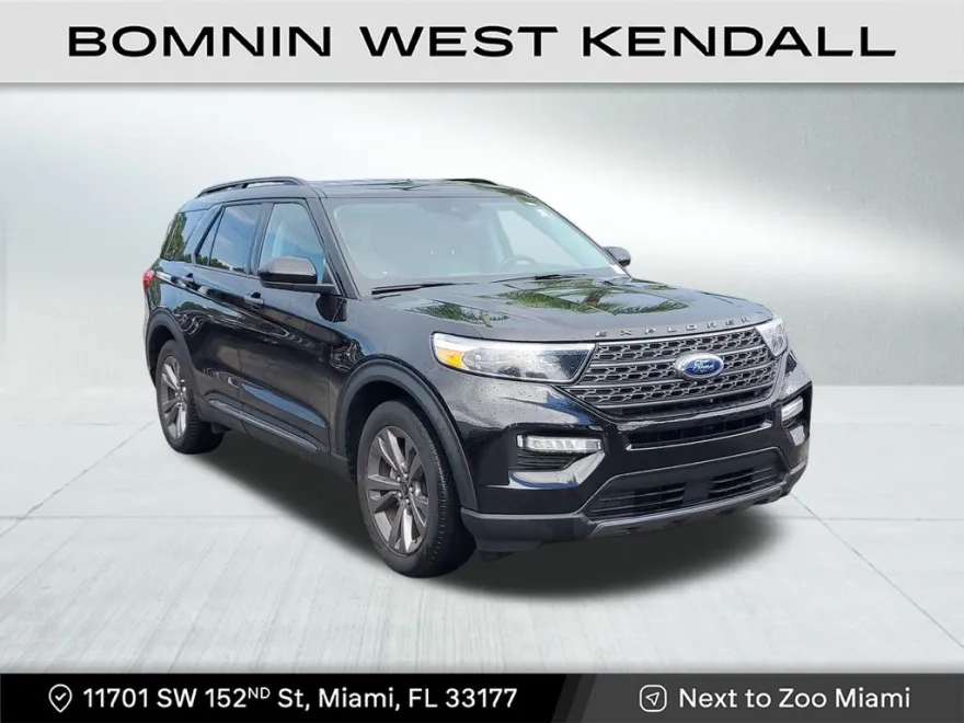 2022 Ford Explorer XLT photo 1