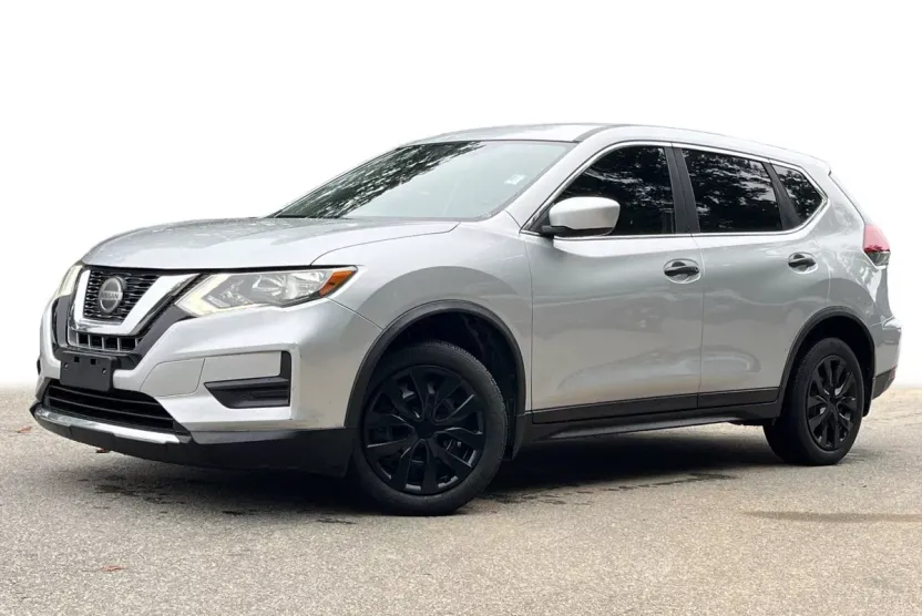 2018 Nissan Rogue S photo 1