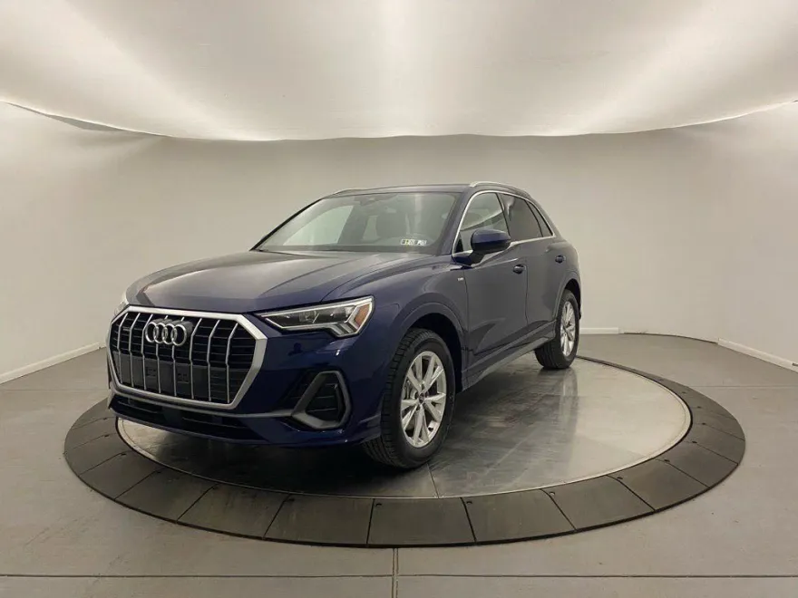 2025 Audi Q3 S line Premium Plus photo 1