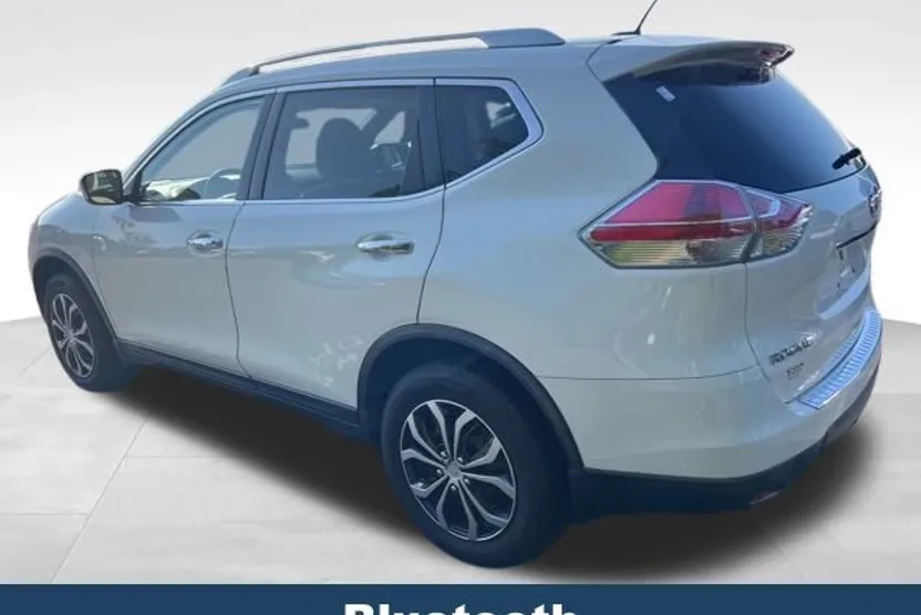 2016 Nissan Rogue S photo 1