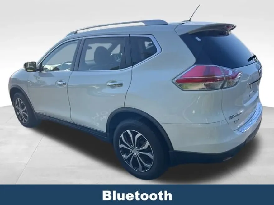 2016 Nissan Rogue S photo 1