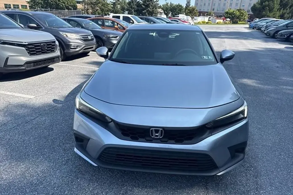 2023 Honda Civic Hatchback LX photo 1
