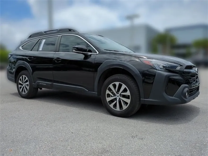 2024 Subaru Outback Premium photo 1
