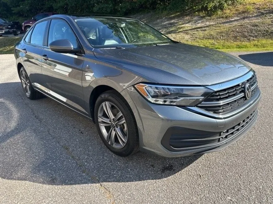 2024 Volkswagen Jetta 1.5T SE photo 1