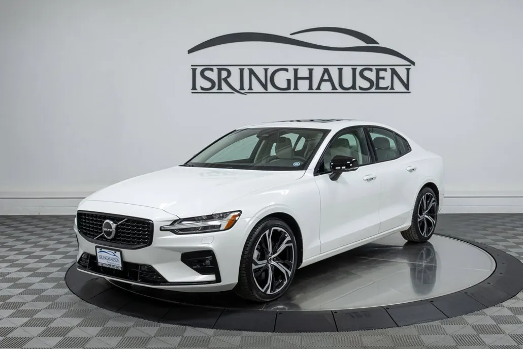2024 Volvo S60 B5 AWD Core photo 1