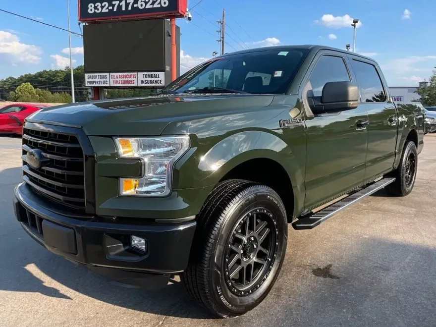 2015 Ford F-150 XLT photo 1