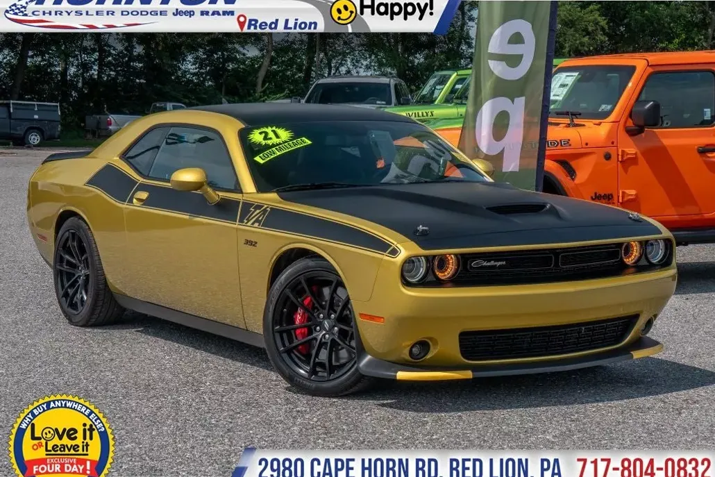 2021 Dodge Challenger R/T Scat Pack T/A photo 1