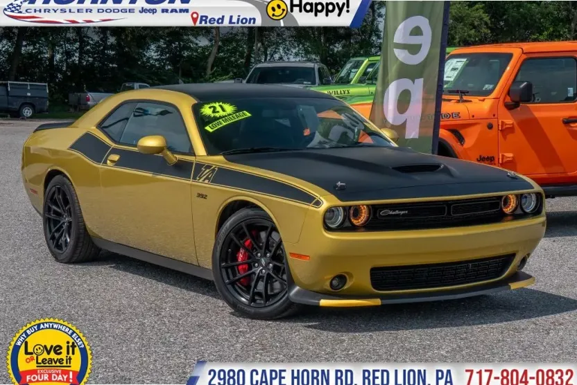 2021 Dodge Challenger R/T Scat Pack T/A photo 1