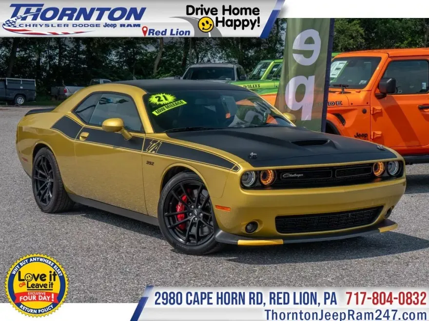 2021 Dodge Challenger R/T Scat Pack T/A photo 1