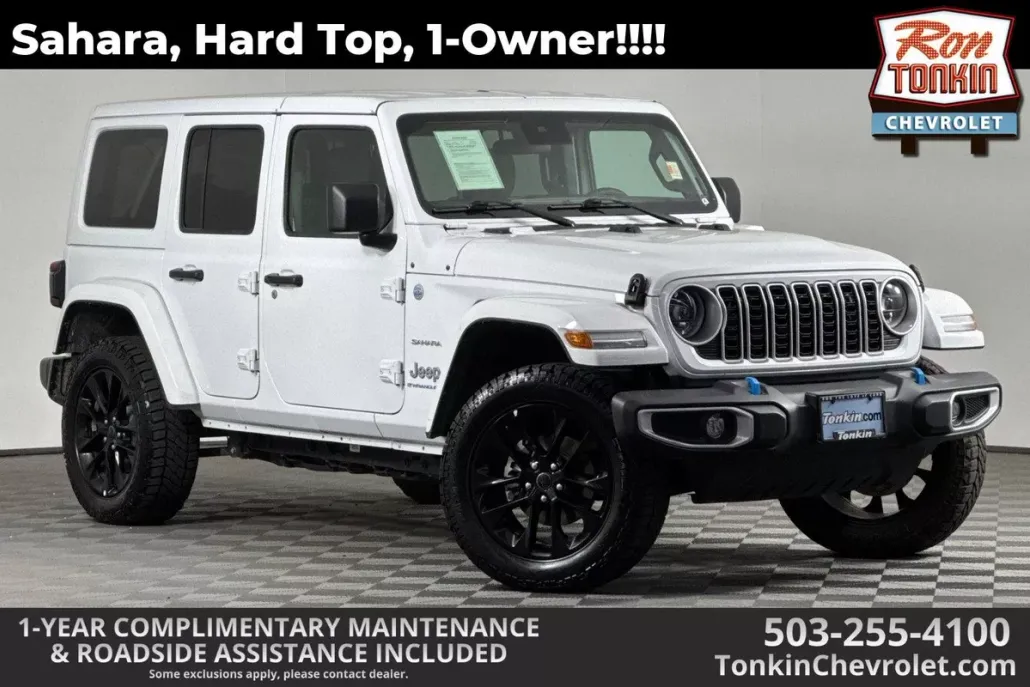 2024 Jeep Wrangler Sahara 4xe photo 1