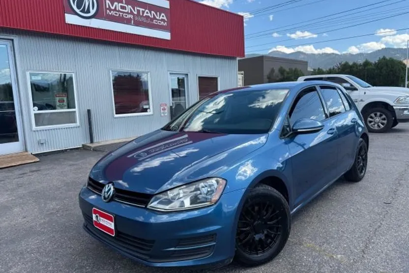 2016 Volkswagen Golf TSI photo 1