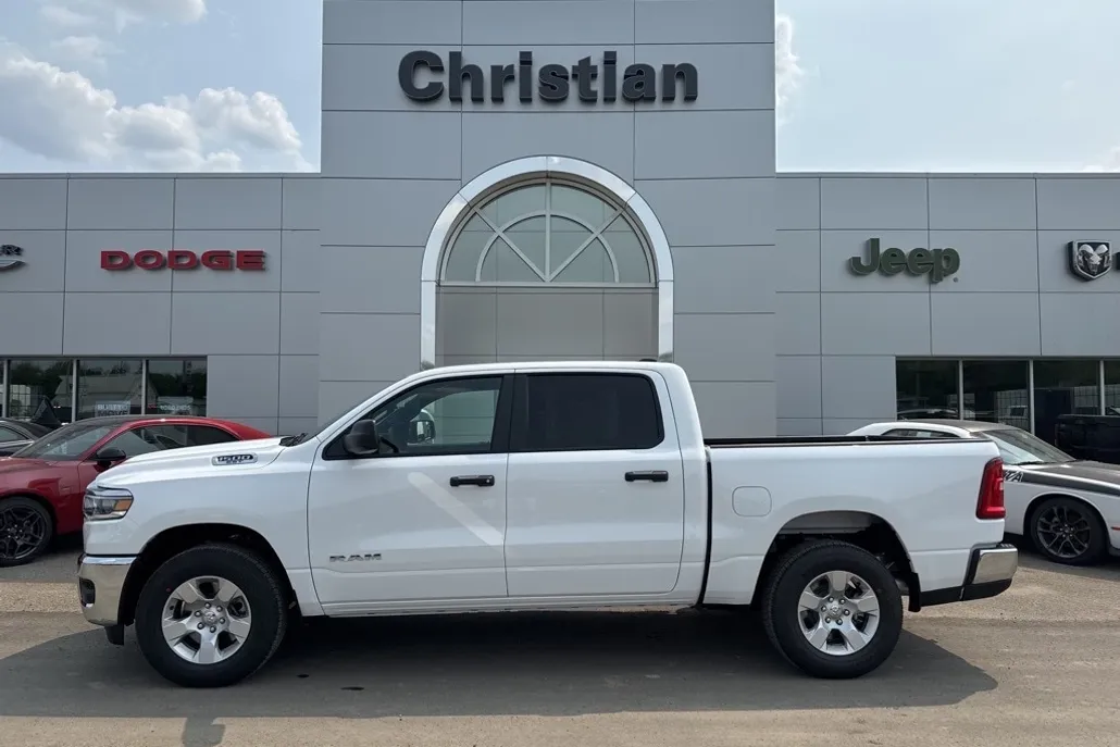 2025 Ram 1500 Tradesman photo 1