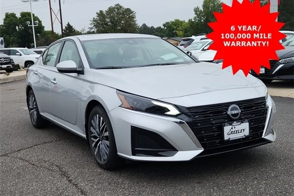 2025 Nissan Altima 2.5 SV photo 1