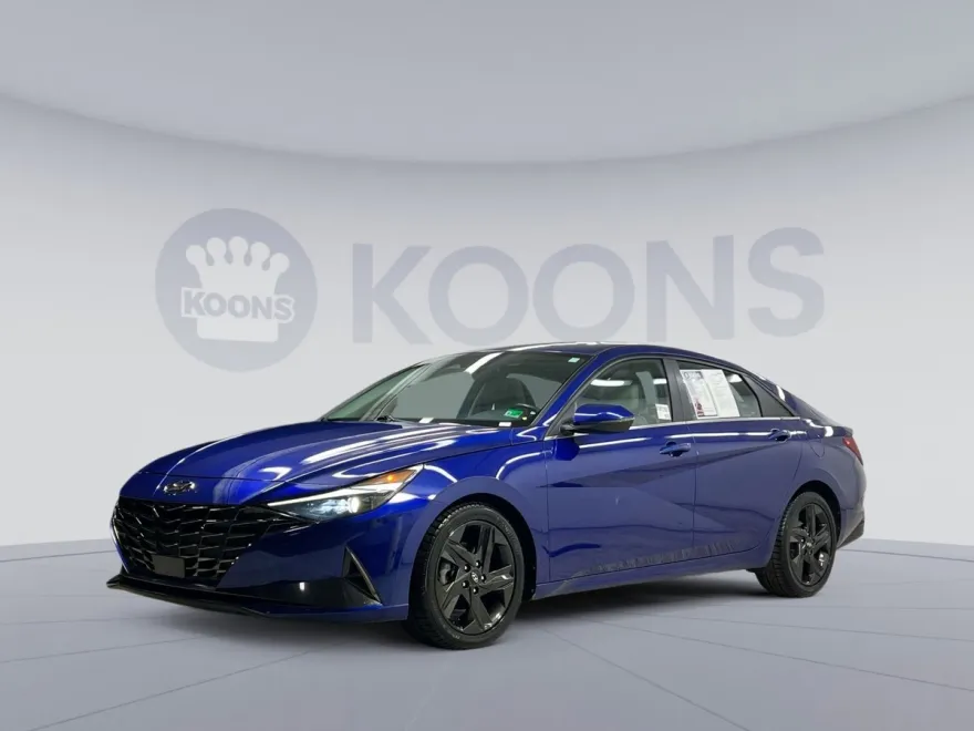 2022 Hyundai Elantra Limited photo 1