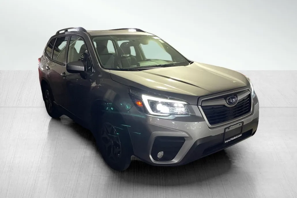 2021 Subaru Forester Premium photo 1