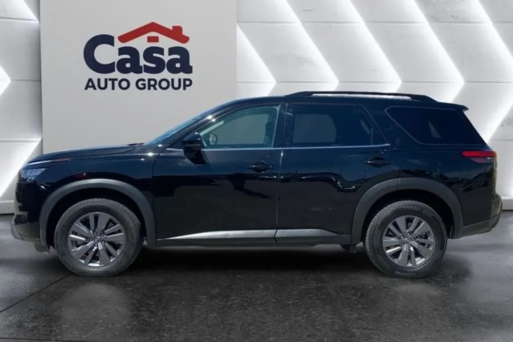 2025 Nissan Pathfinder SV photo 1