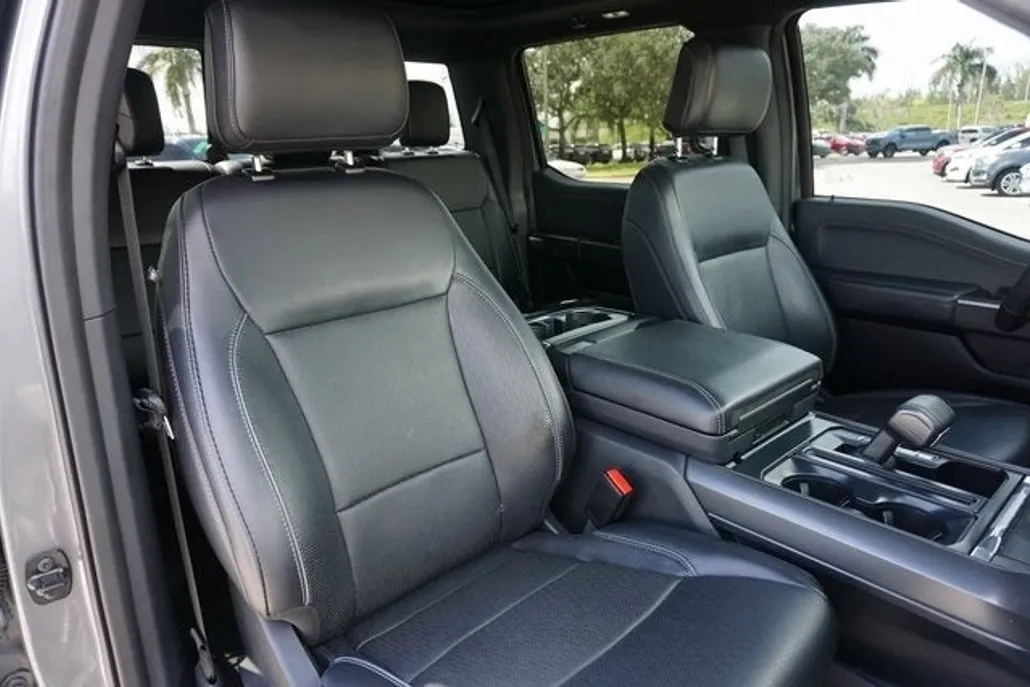 2024 Ford F-150 Lariat photo 1
