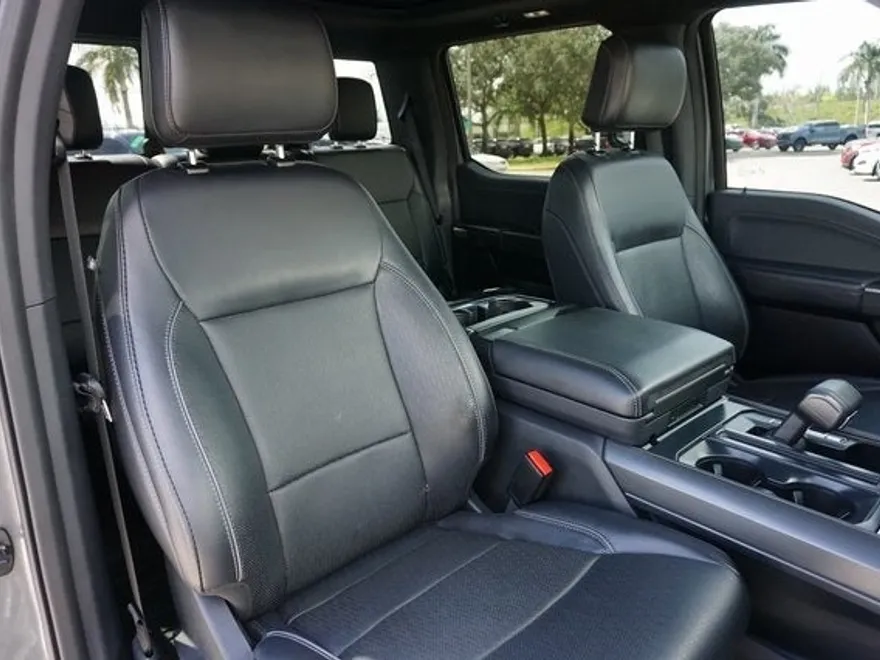 2024 Ford F-150 Lariat photo 1