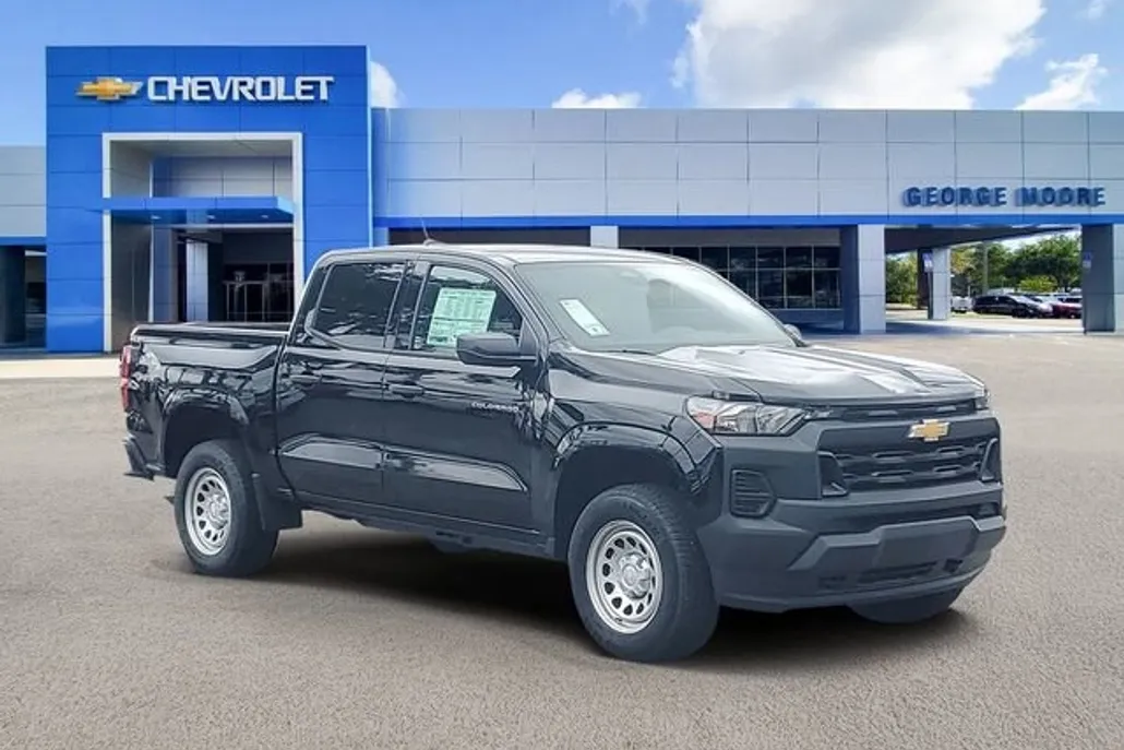 2026 Chevrolet Colorado Work Truck photo 1