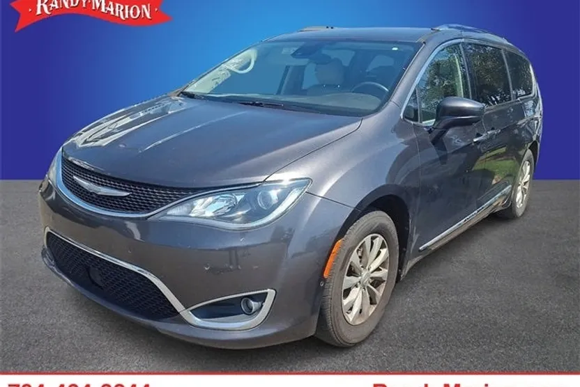2018 Chrysler Pacifica Touring Plus photo 1