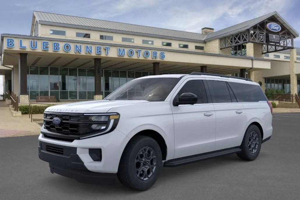 2025 Ford Expedition MAX photo 1