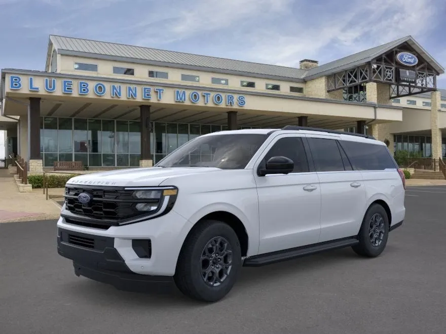 2025 Ford Expedition MAX photo 1