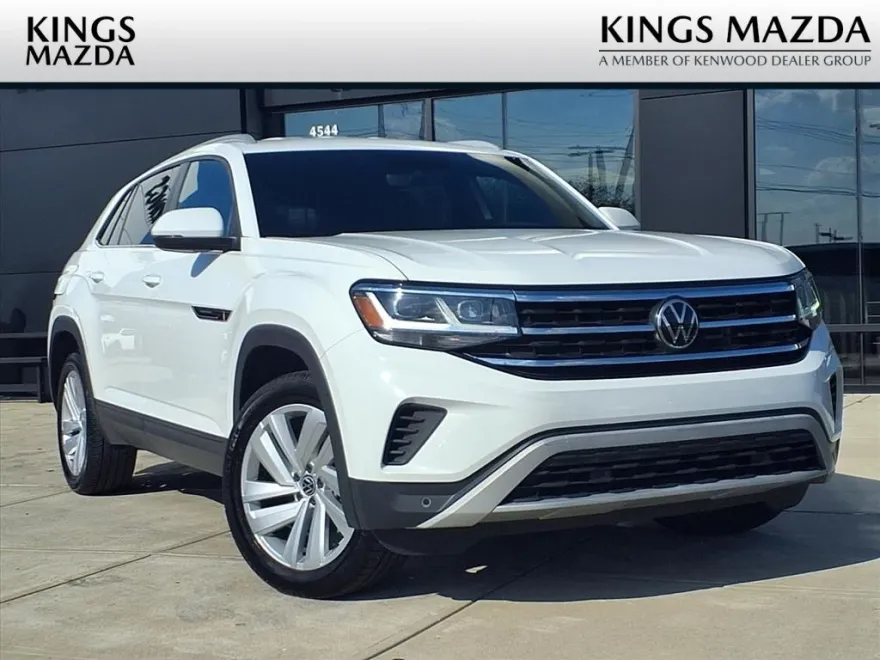 2022 Volkswagen Atlas Cross Sport SE Technology photo 1