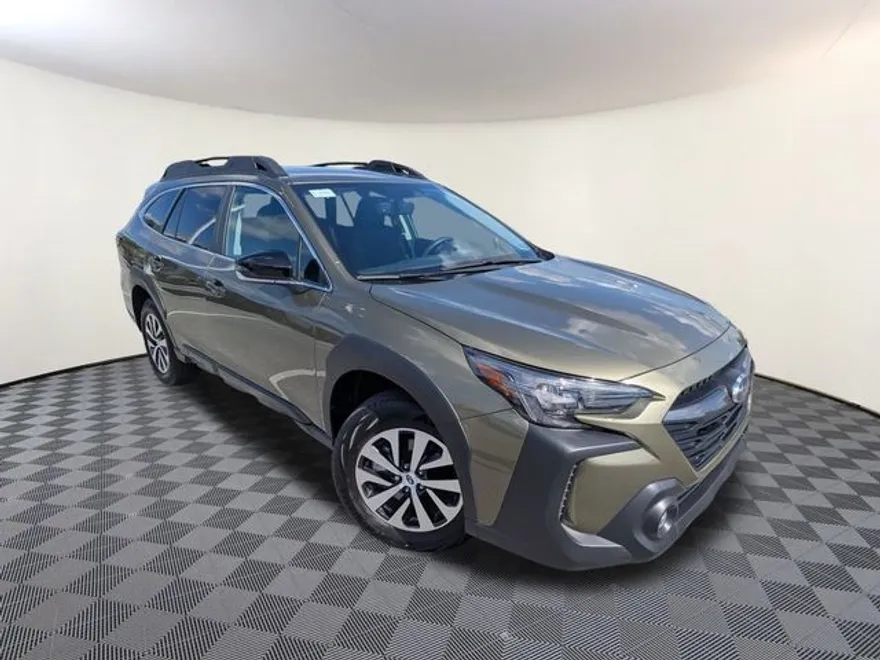 2025 Subaru Outback Premium photo 1