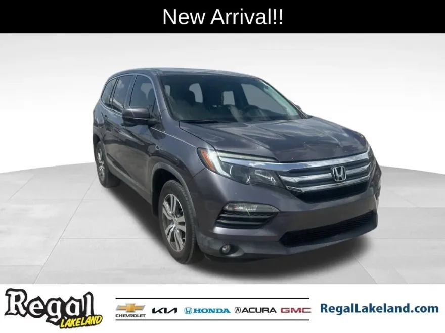 2017 Honda Pilot EX photo 1