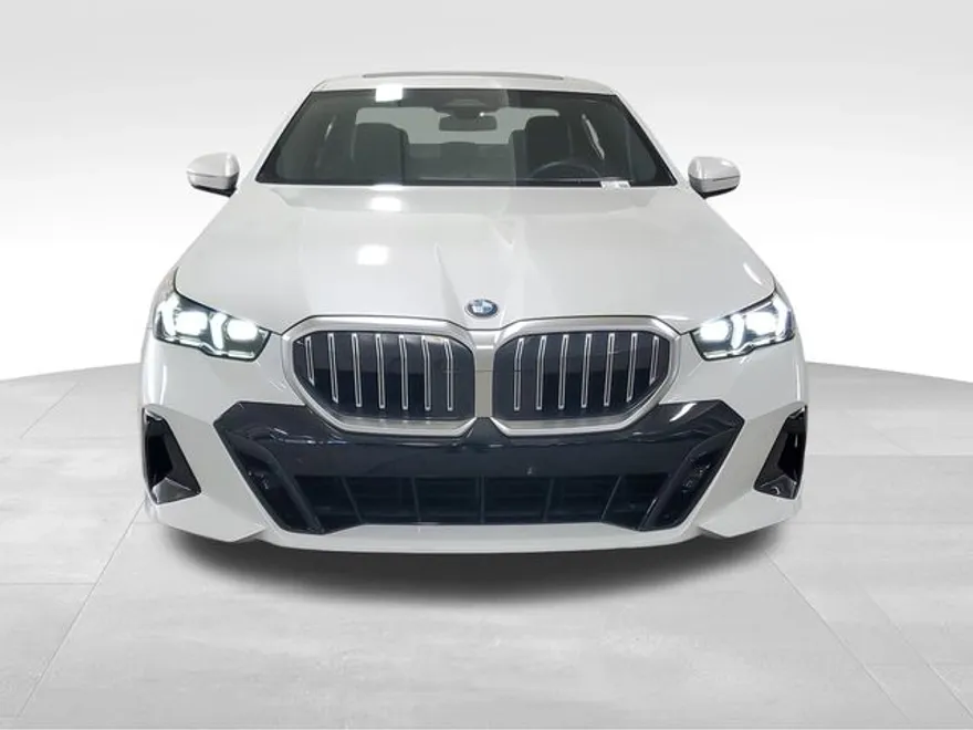 2025 Bmw 530i photo 1